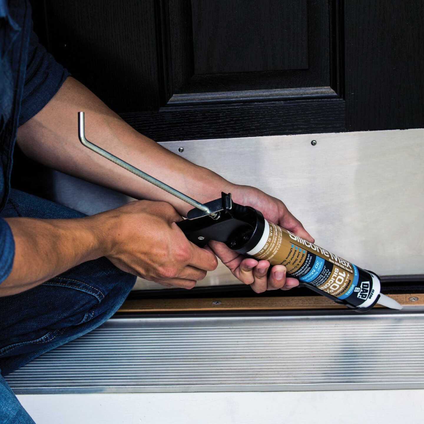 DAP Silicone Max 10.1 Oz. Clear Premium All Purpose
100% Silicone Sealant Image 3