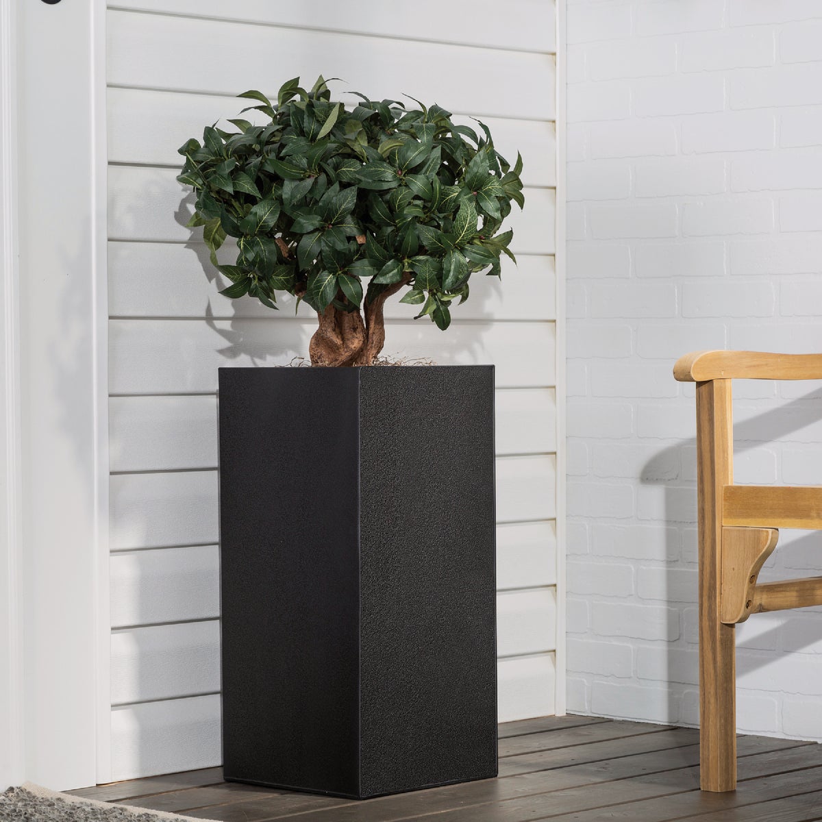 Rust-Oleum Stops Rust Matte Black 12 Oz. Hammered Spray Paint Image 2