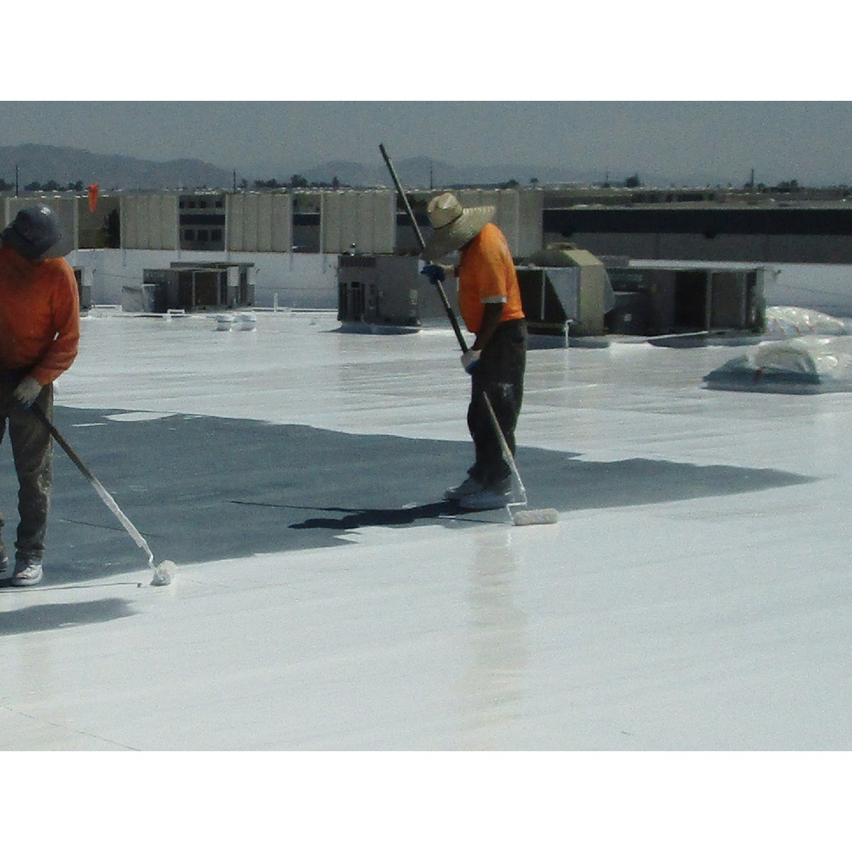 Black Jack Eterna-Kote 1 Gal. Silicone+ Roof Coating Image 2