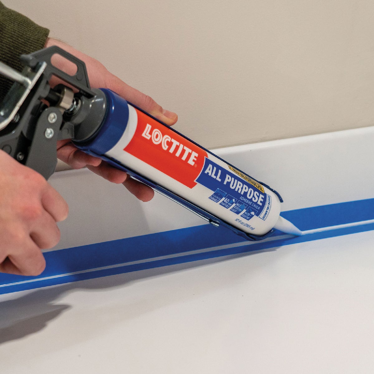 LOCTITE POLYSEAMSEAL 10 Oz. Clear Adhesive Caulk Image 2