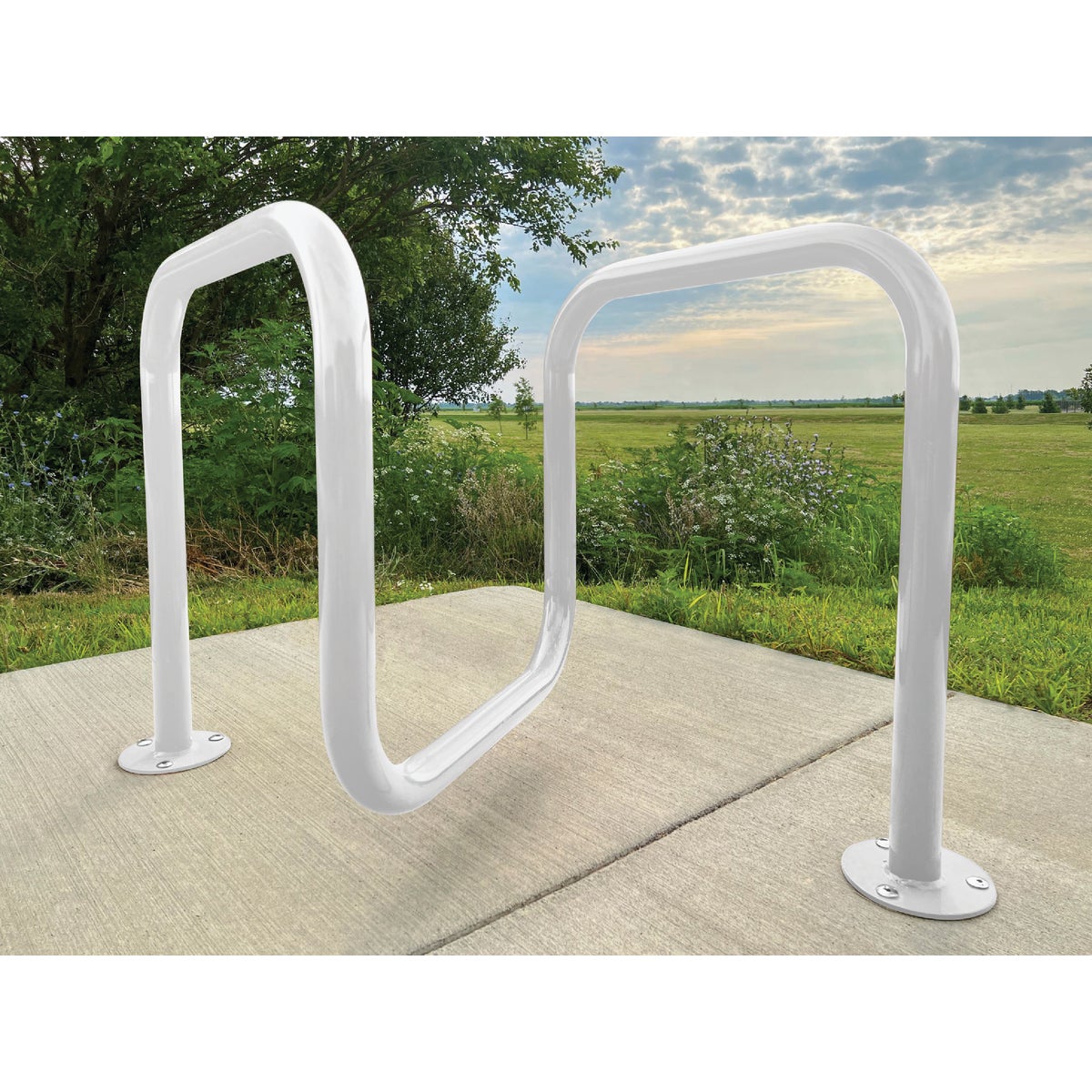 Rust-Oleum Gloss VOC for SCAQMD Professional Enamel, White, 1 Gal. Image 2