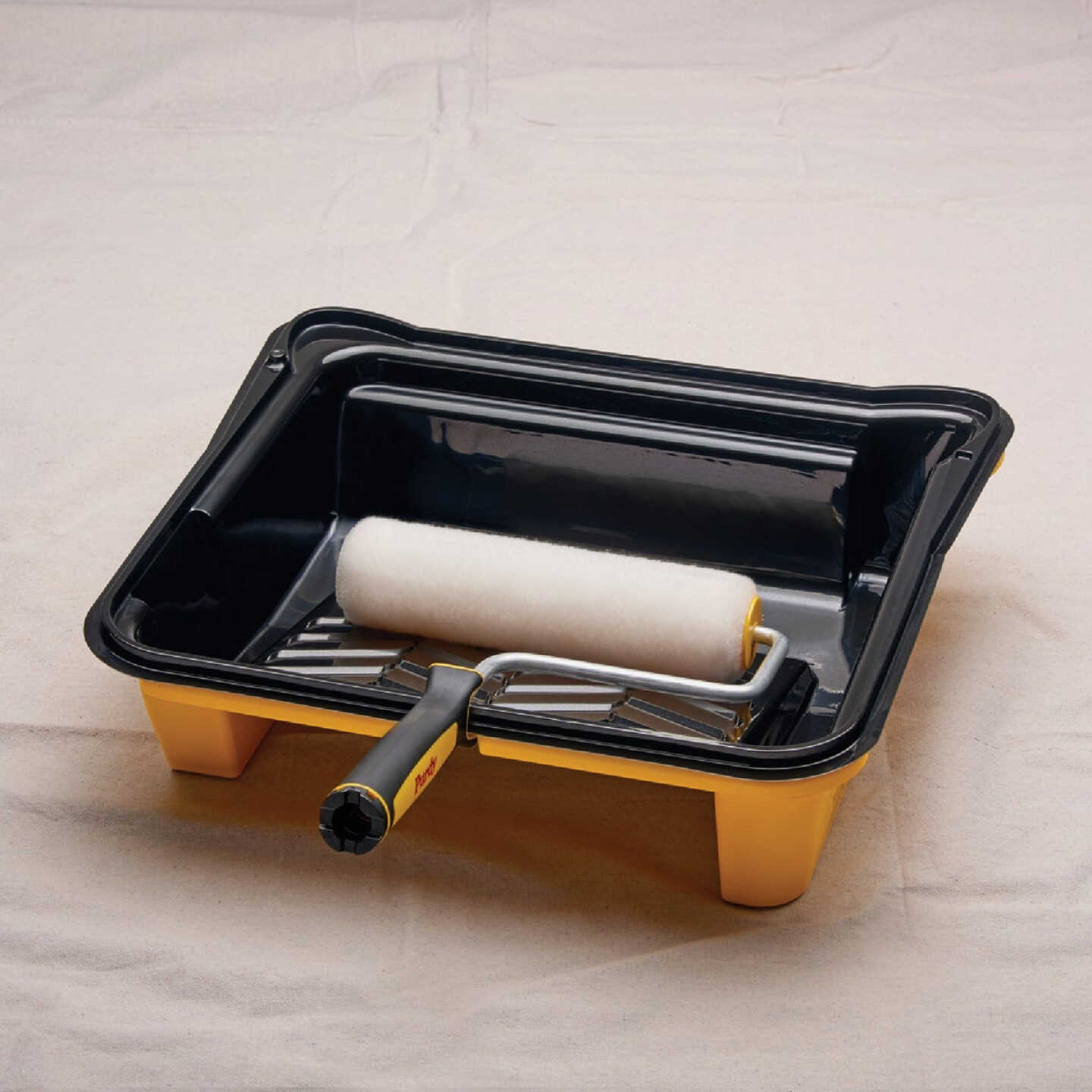 Purdy Revolution 9 In. Cageless Threaded Roller Frame Image 2