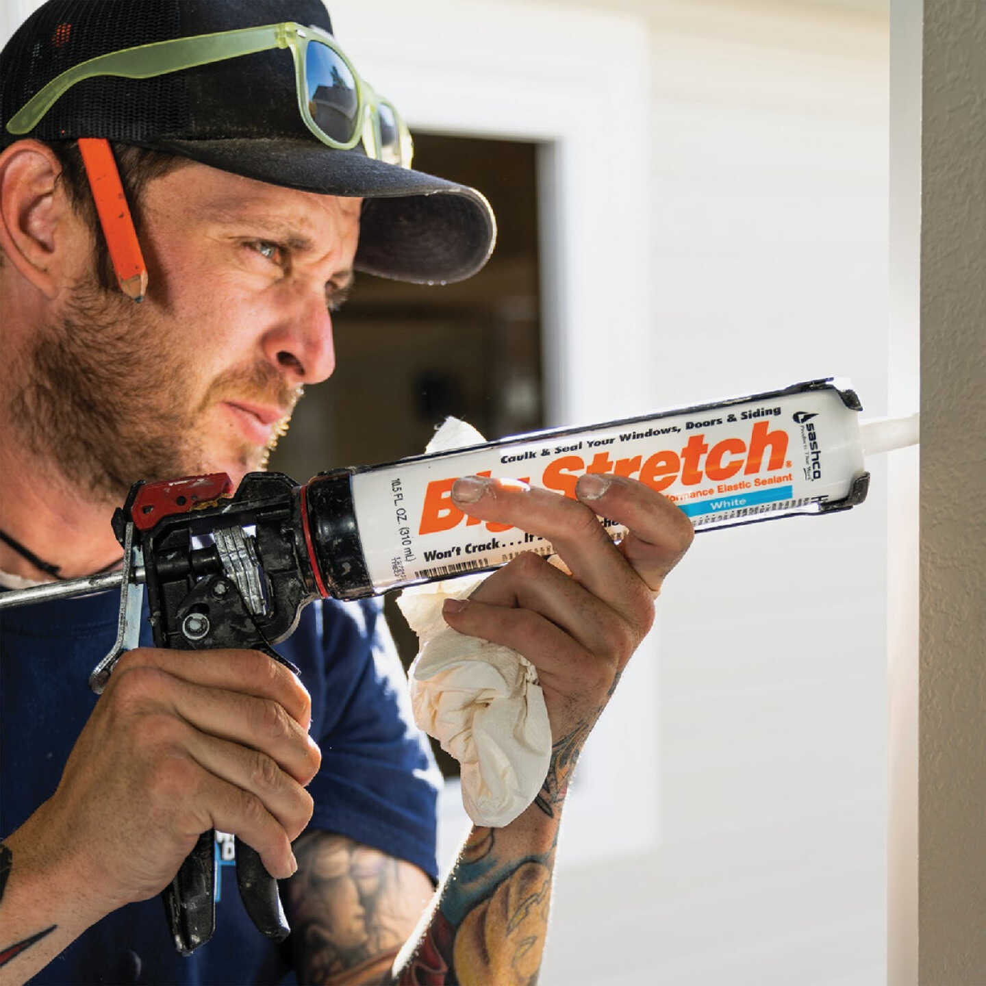 Sashco Big Stretch 10.5 Oz. Acrylic Elastomeric Caulk, Woodtone Image 2