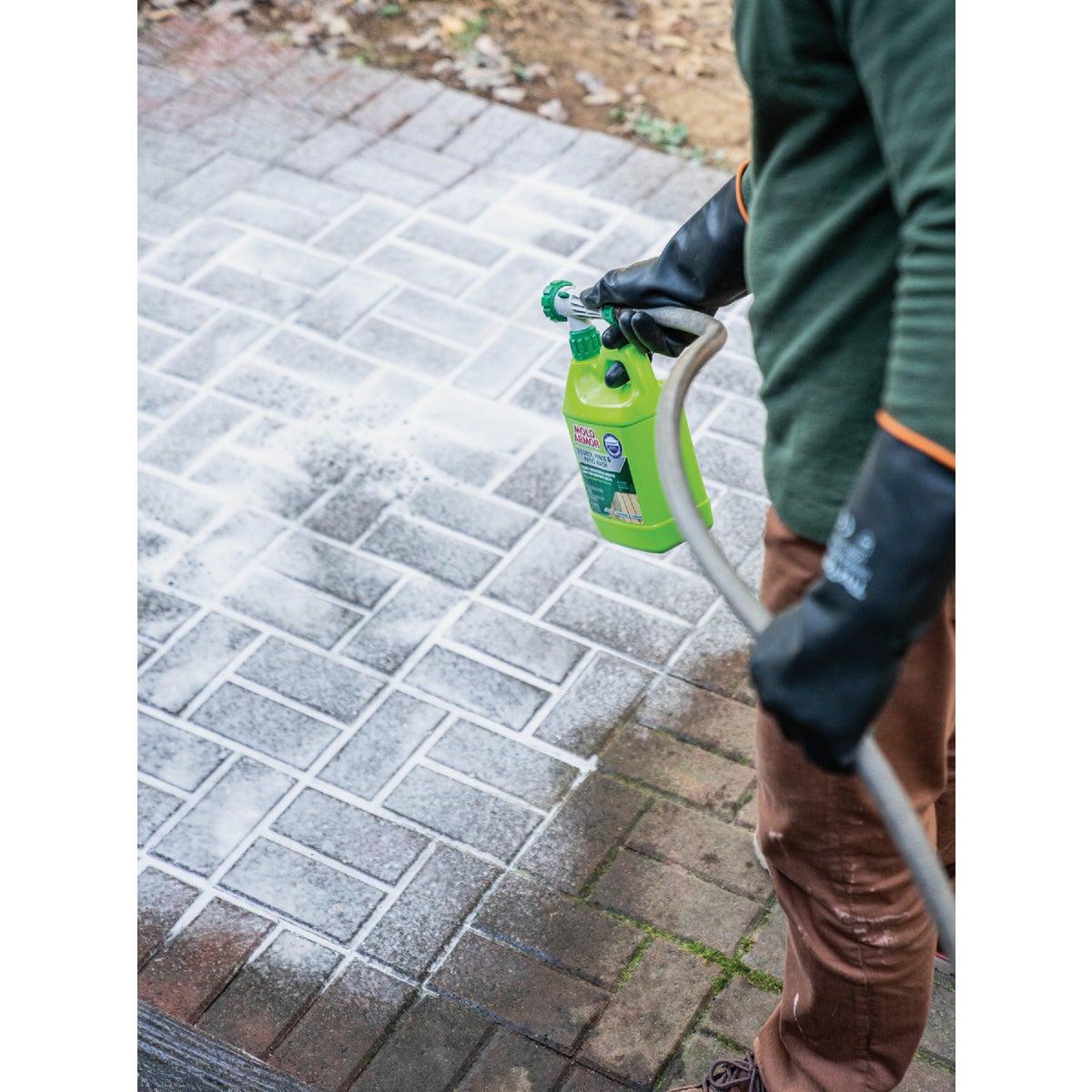 Home Armor 64 Oz. Hose End Sprayer Deck & Patio Wash with Microban Image 5