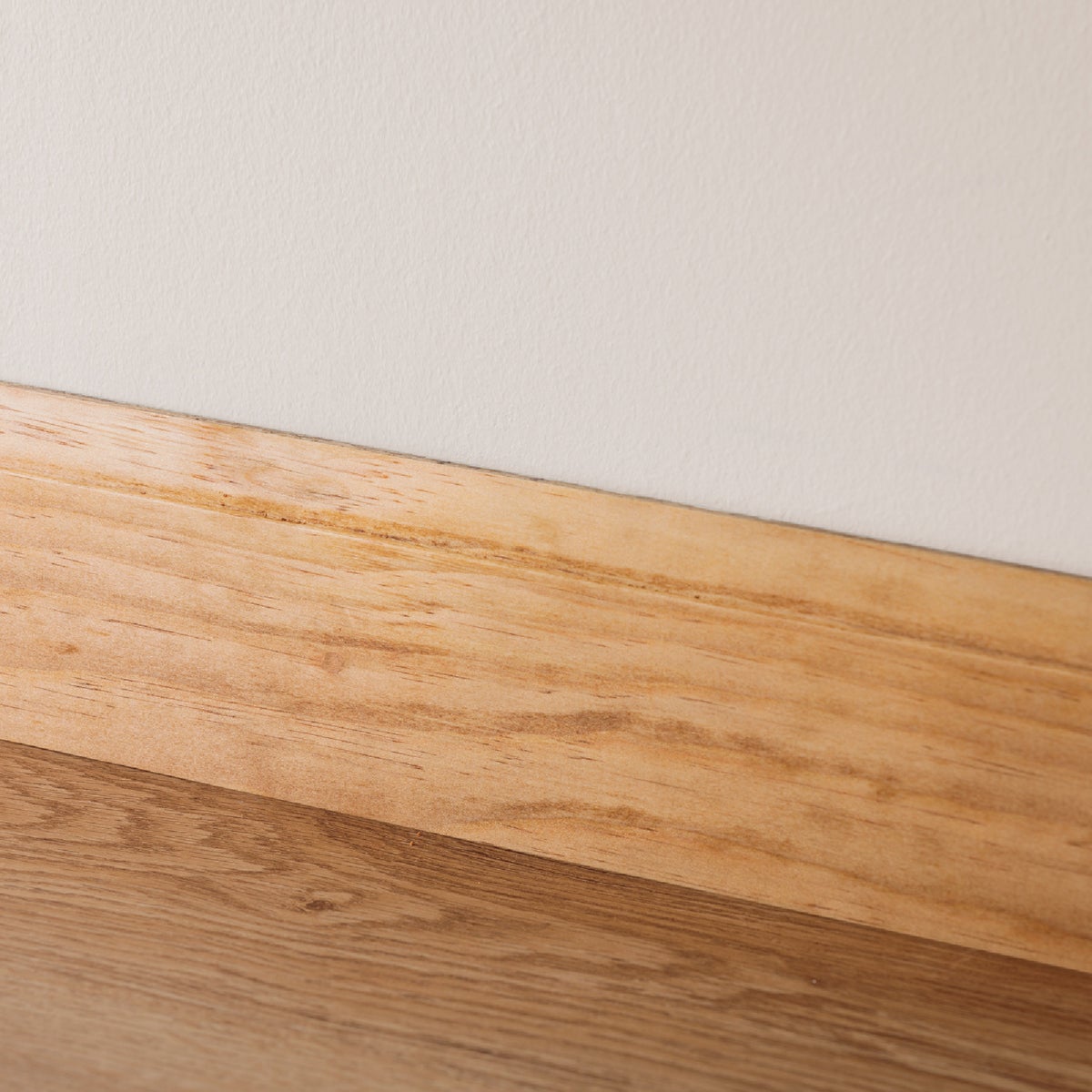 Minwax 3.75 Oz. Pickled Oak Wood Putty Image 5