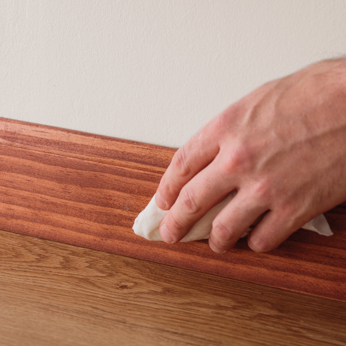 Minwax 3.75 Oz. Red Mahogany Wood Putty Image 4