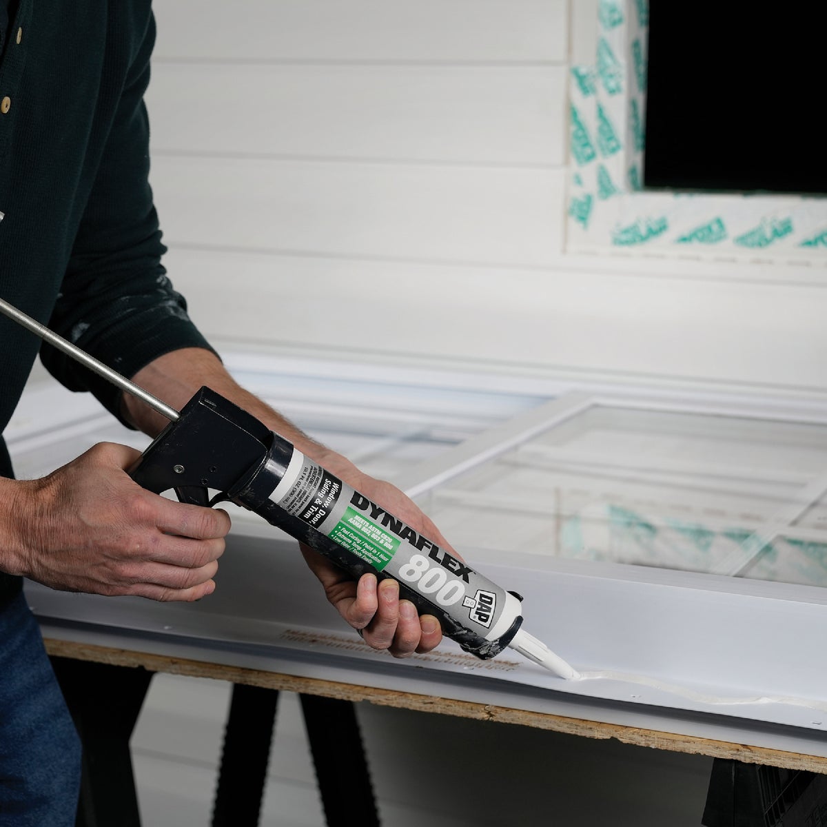DAP Dynaflex 800 10.1 Oz. Advanced Window, Door, Siding, & Trim Polymer Sealant - Light Gray Image 3