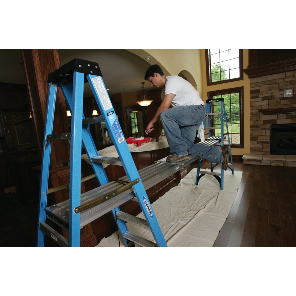 Werner 8 Ft.- 13 Ft. 250 Lb. Load Capacity Aluminum Extension Plank Image 3