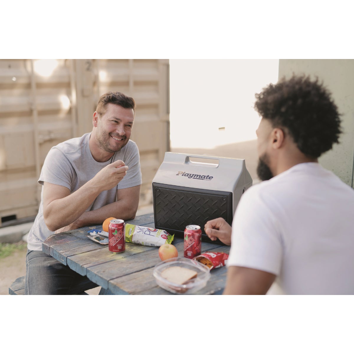 Igloo Playmate The Boss 14.8 Qt. Cooler, Black Image 3