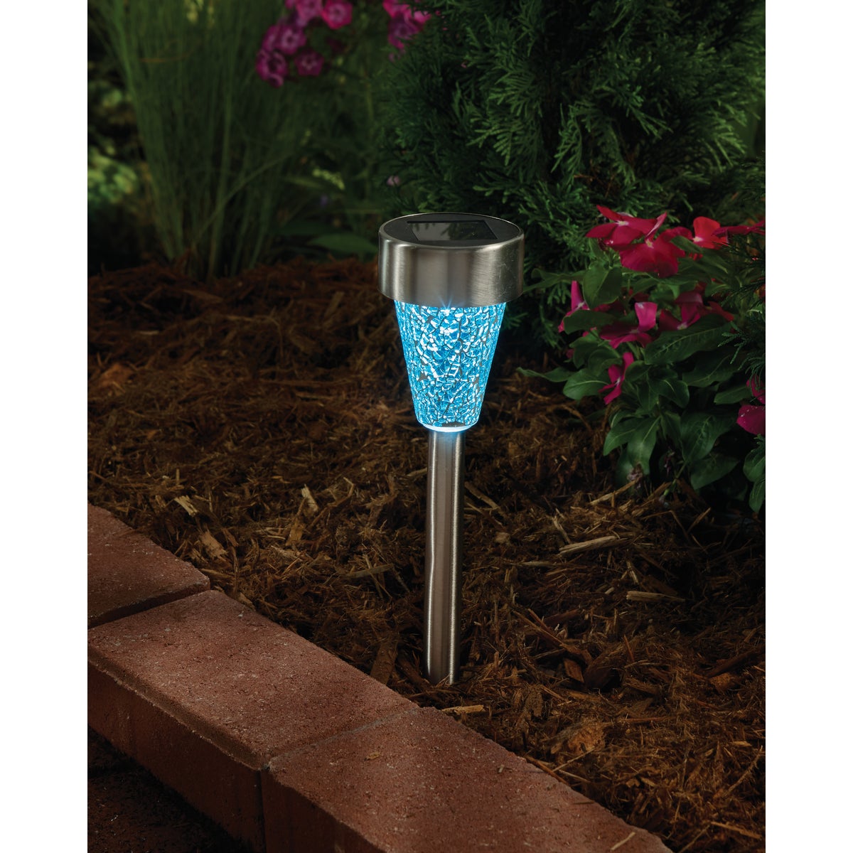 Outdoor Expressions Green, Red, or Purple 2.10 Lumens Stainless Steel Solar Path Light Image 4