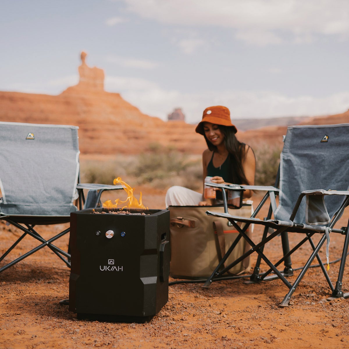 Ukiah Tailgater II 17 In. Black Square Gas Fire Pit with Beat to Music Technology Image 6