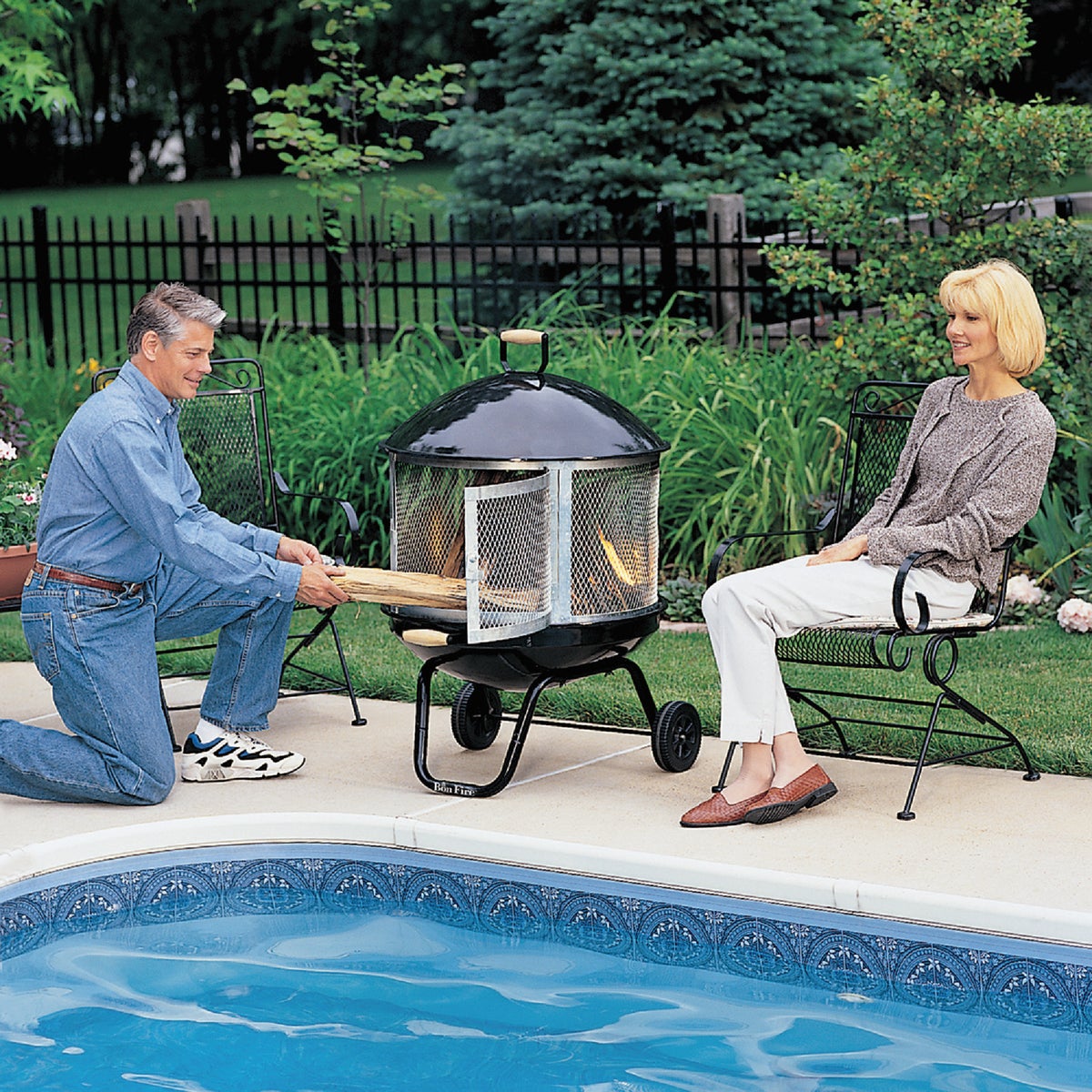 Well Traveled Living 28 In. Portable Wood Burning Fire Pit Image 4