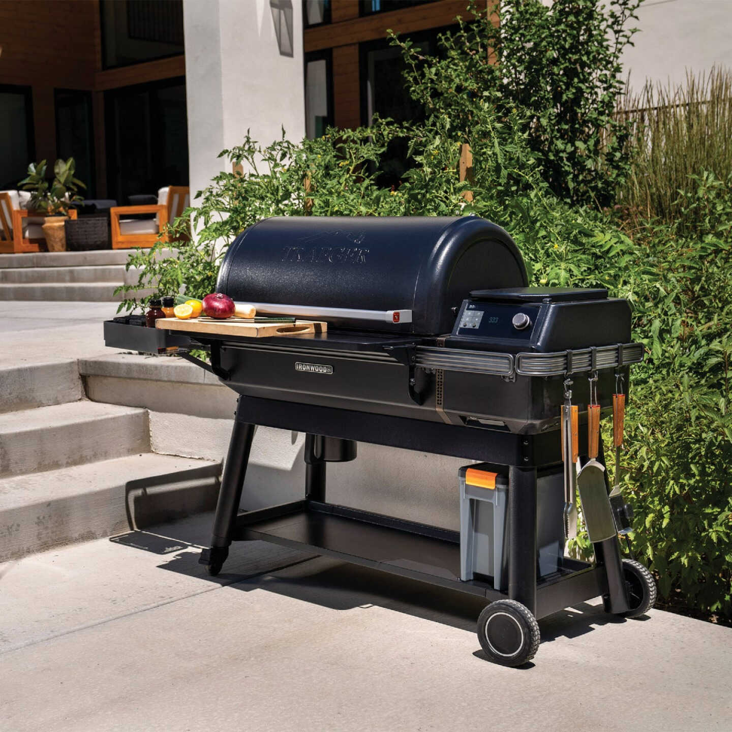 Traeger Ironwood Wood Pellet Grill, Black Image 6