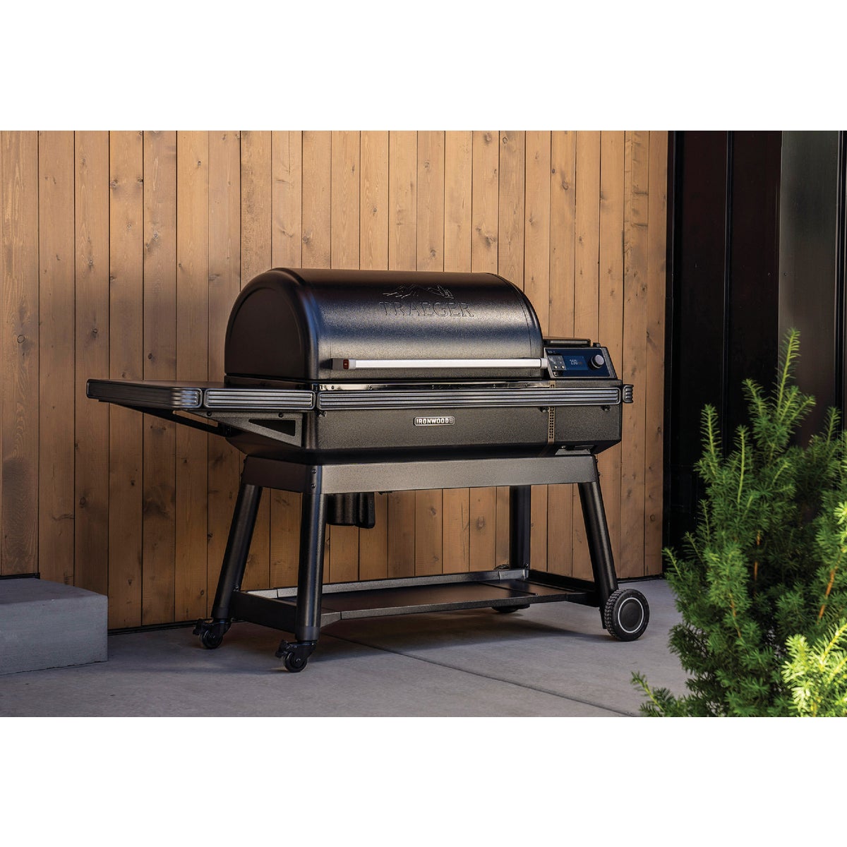Traeger Ironwood Wood Pellet Grill, Black Image 2