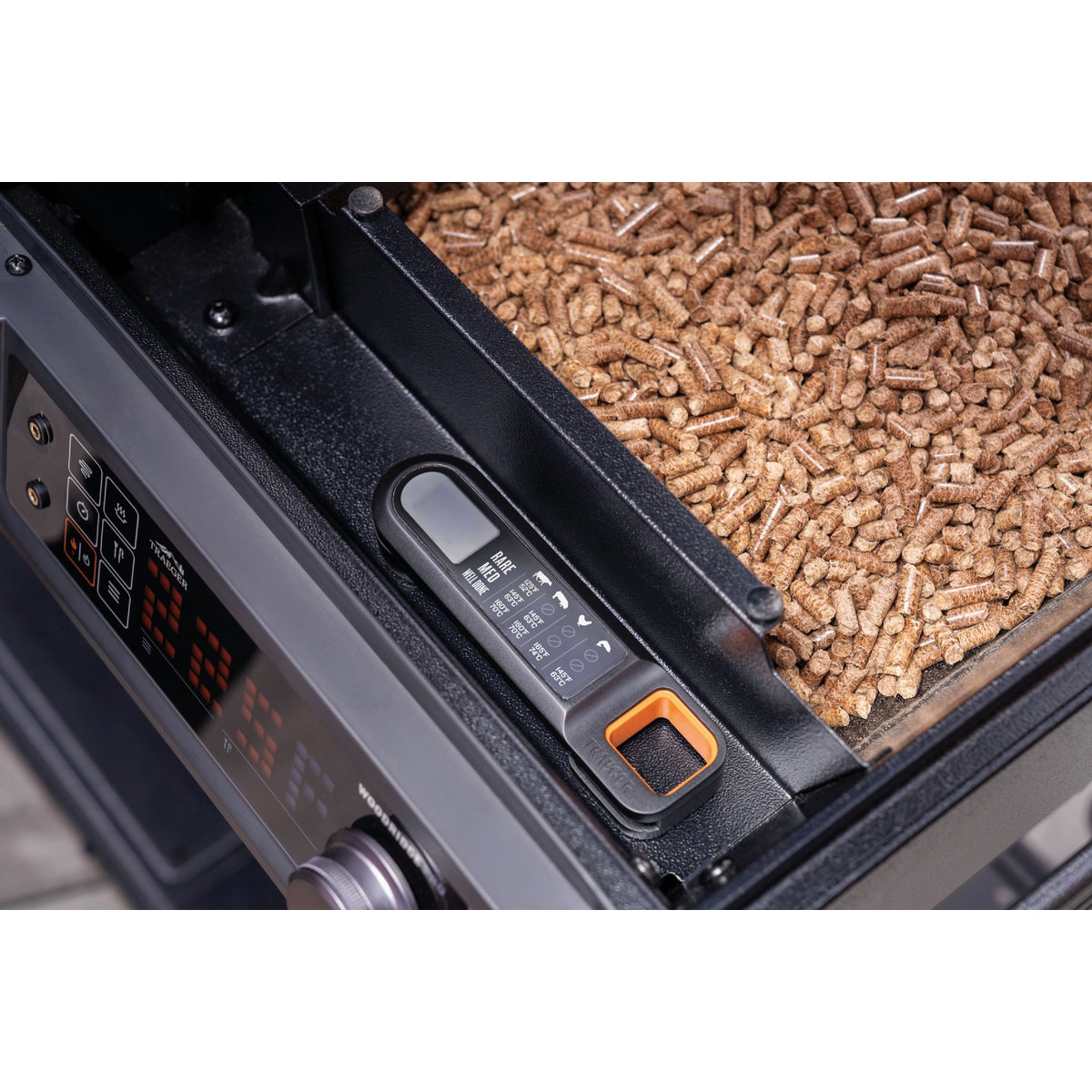 Traeger Instant Read Meat Thermometer Image 2