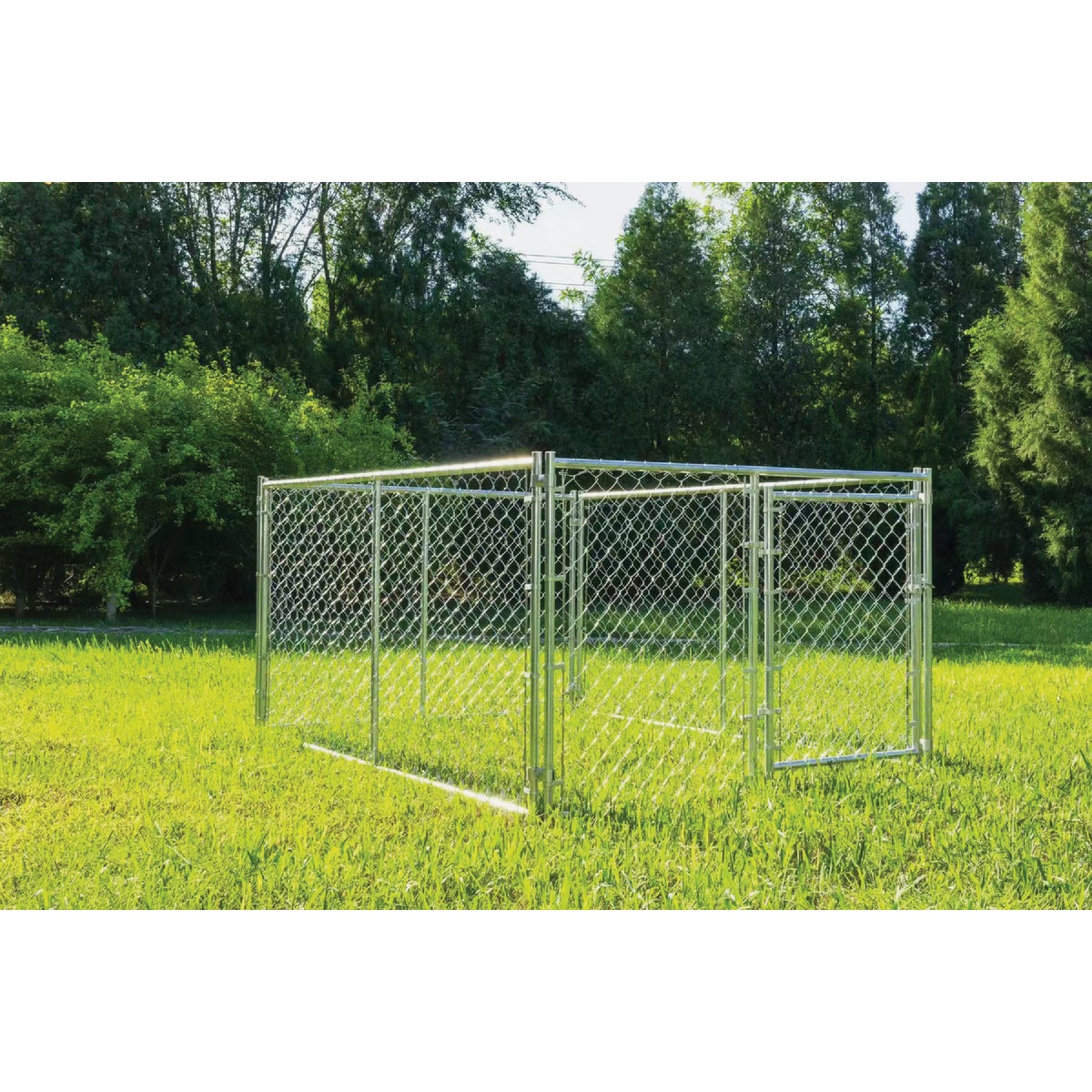 KennelMaster 6 Ft. W. x 4 Ft. H. x 8 Ft. L. Outdoor Galvanized Chain Link Kennel Image 3