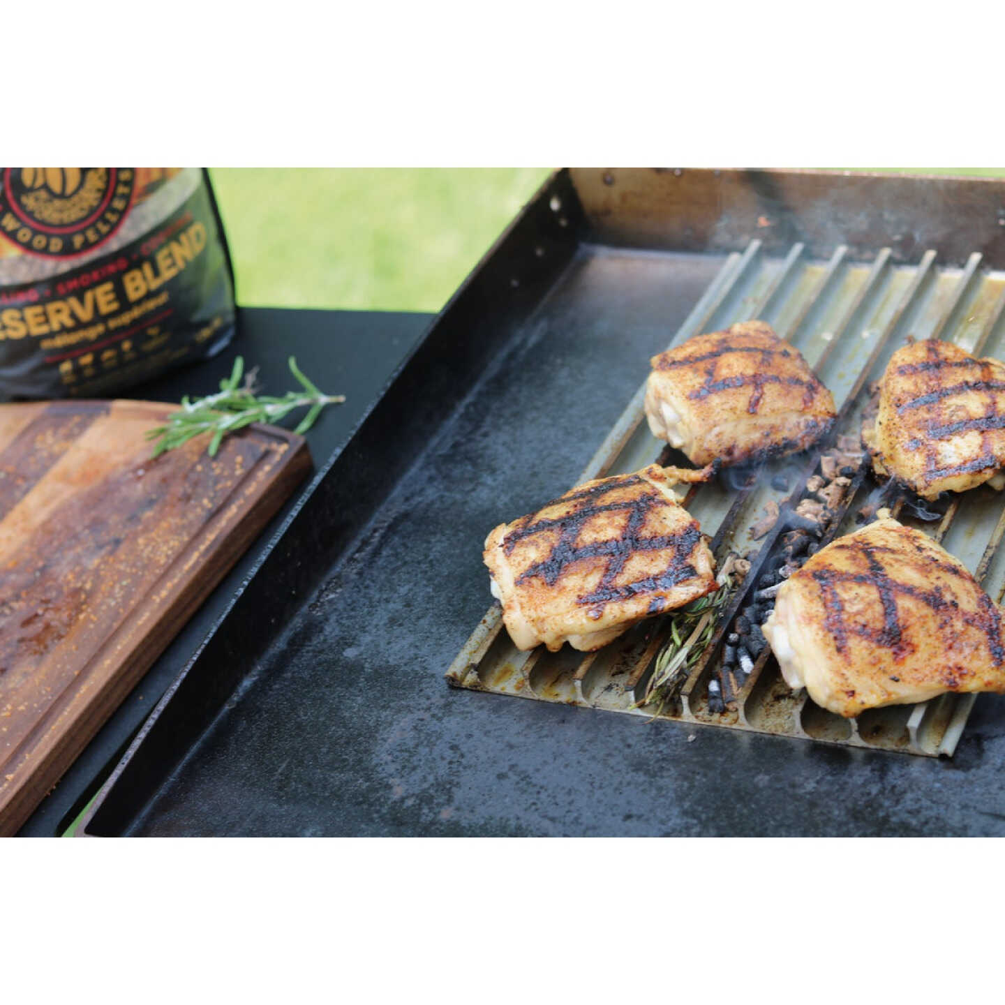 GrillGrate 15 In. x 9.25 In. FlatTop Grate Image 3