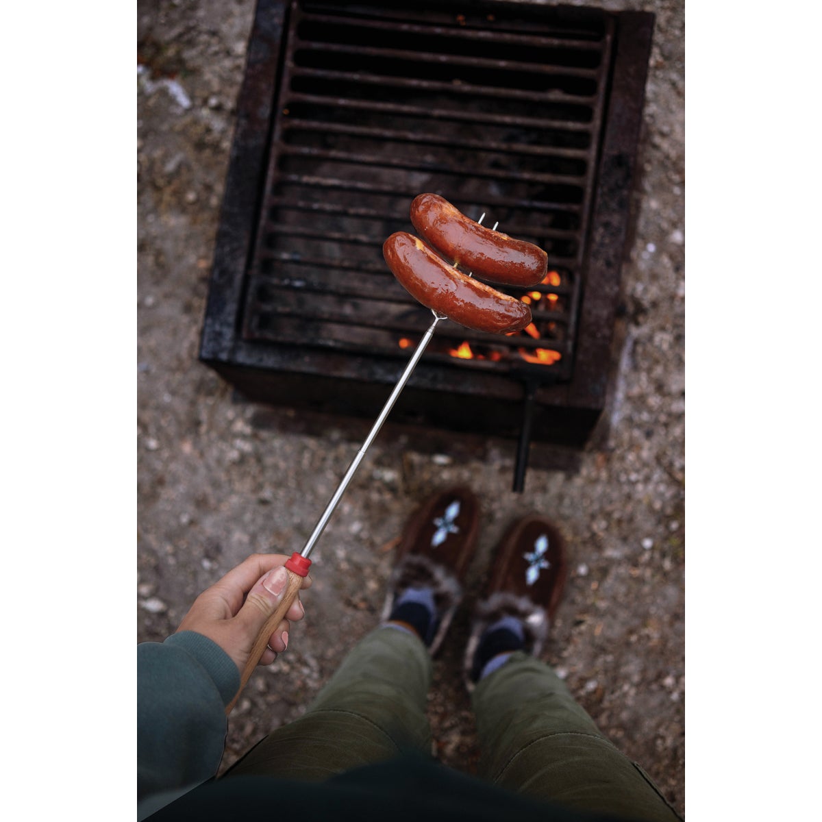 Coghlans 6.5 In. to 34 In. Telescoping Chrome-Plated Metal Hot Dog Fork Image 2