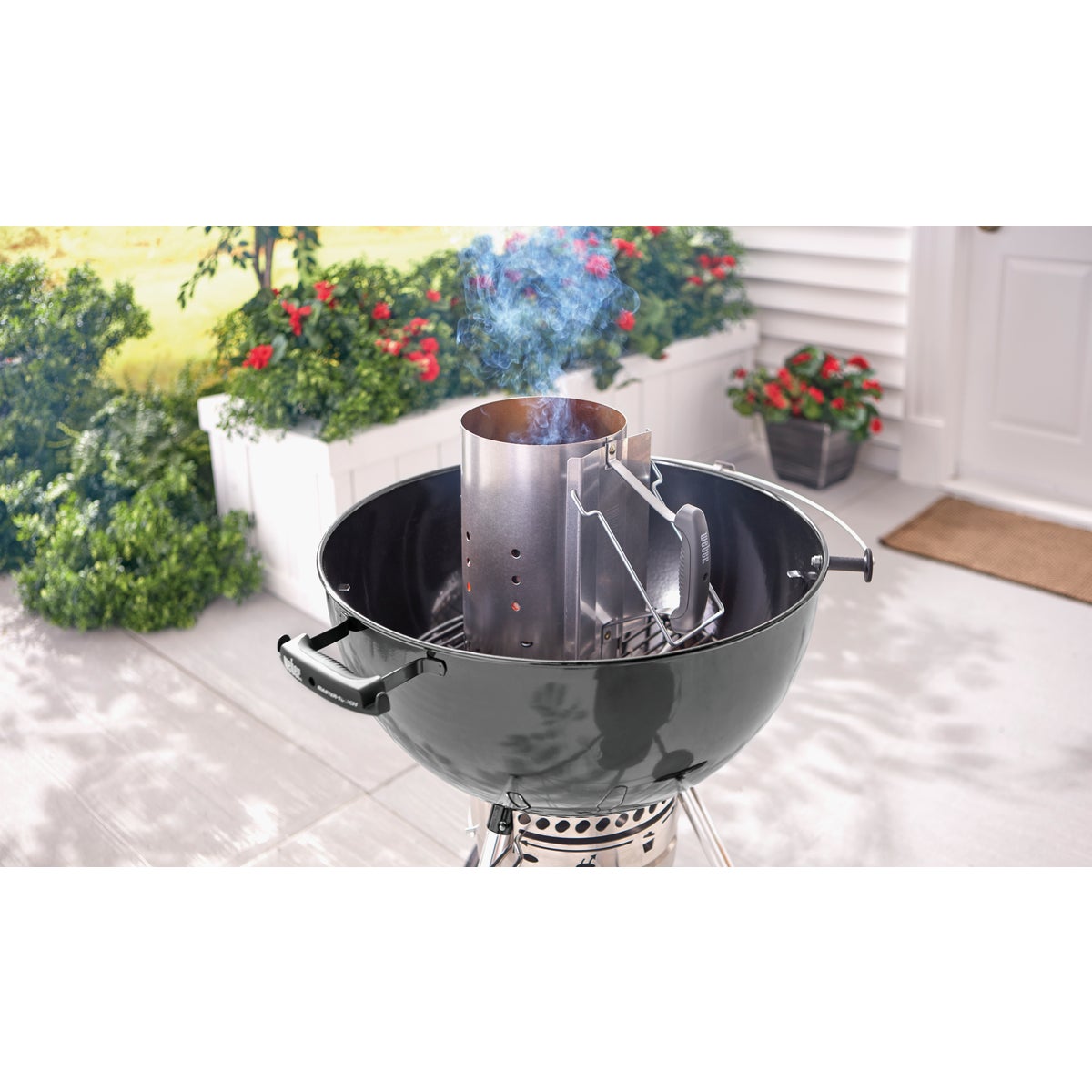 Weber Rapidfire Large Chimney Charcoal Starter Image 3