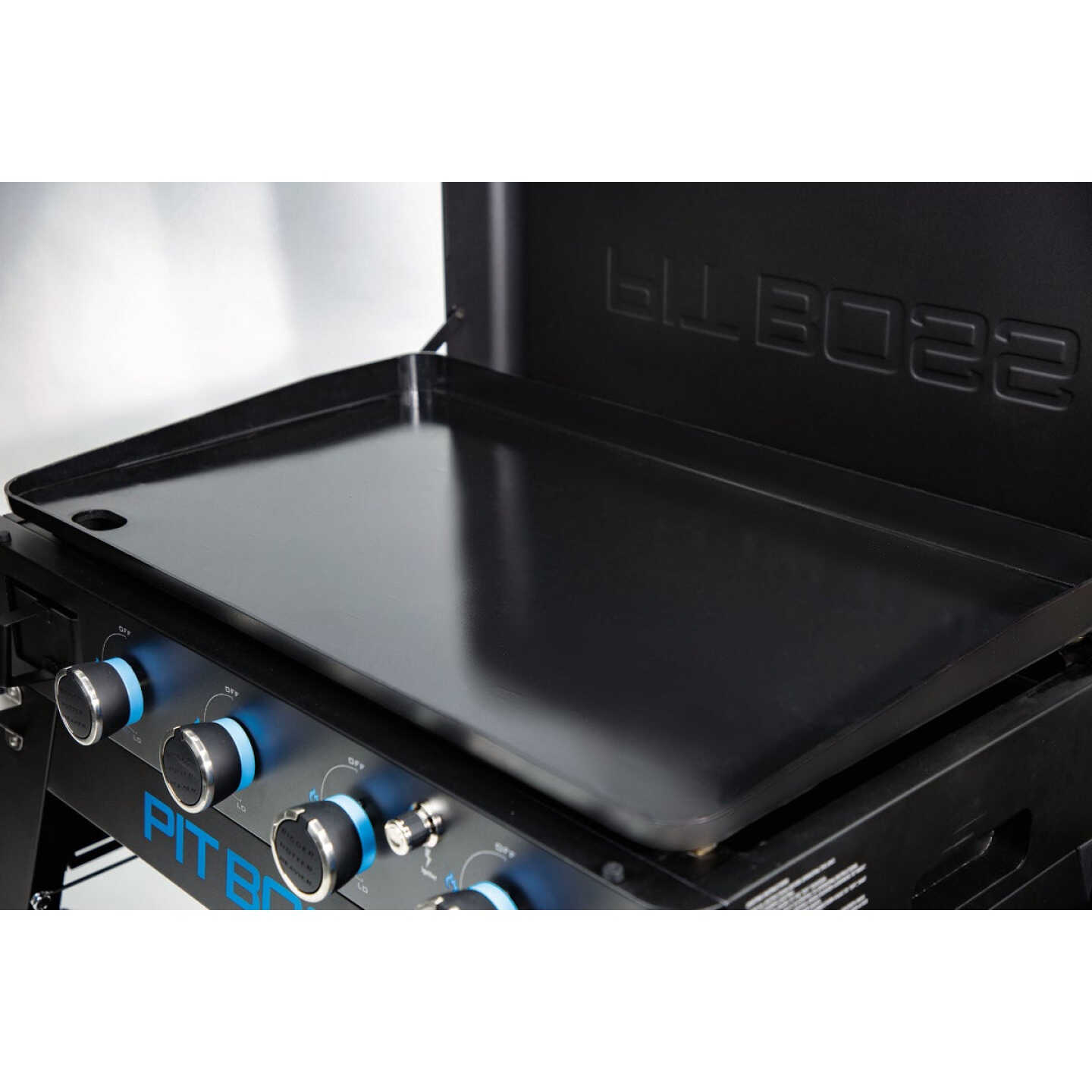 Pit Boss 4-Burner Black & Stainless Steel 46,000 BTU 647 Sq. In. Outdoor LP Gas Griddle Image 2