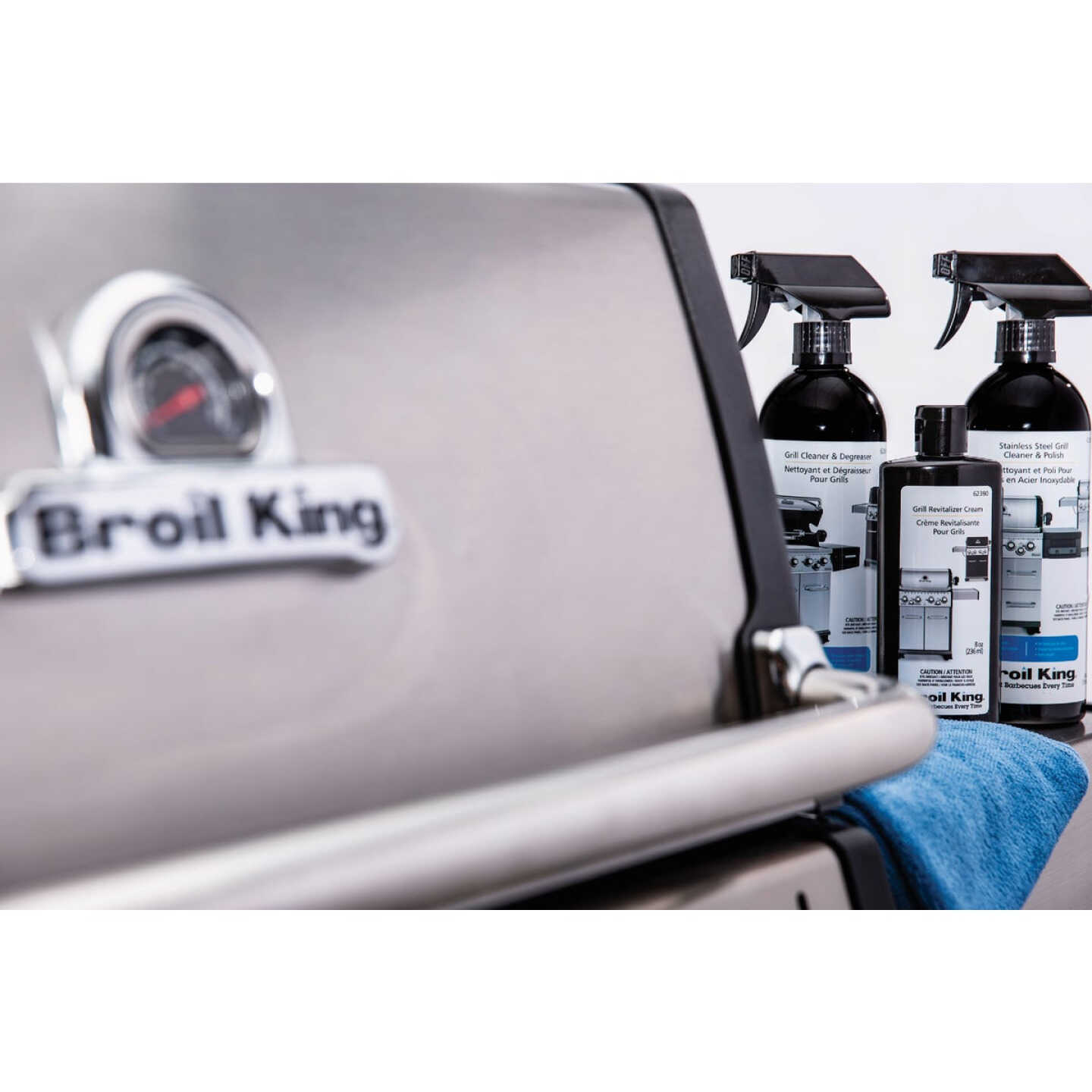 Broil King 24 Oz. Stainless Steel Polish Cleaner Image 2