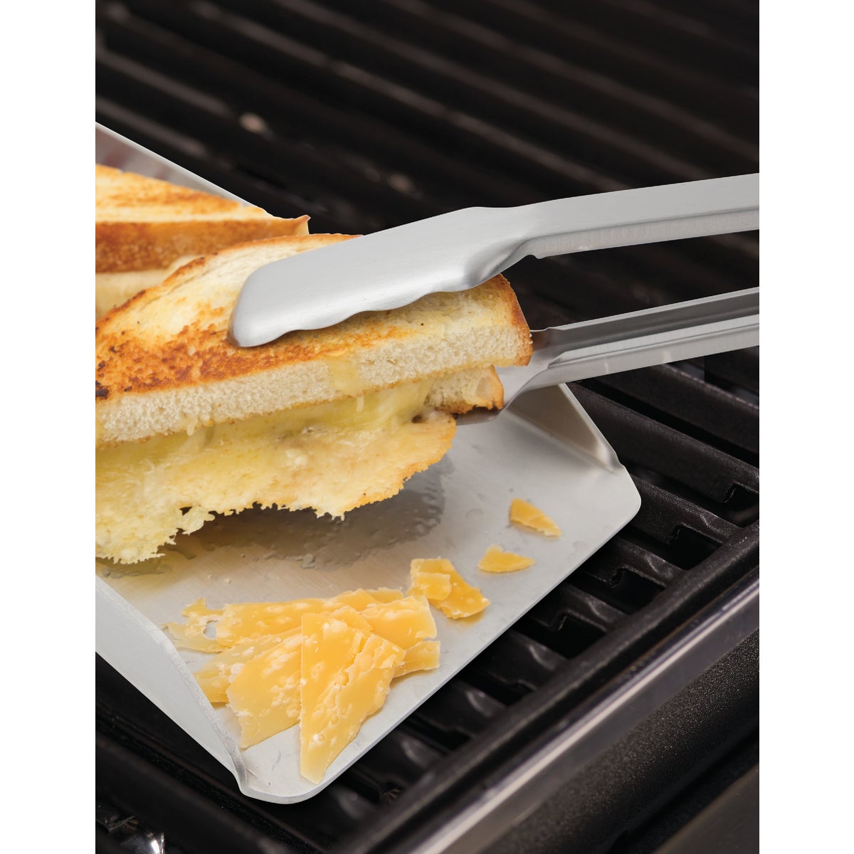 Broil King Baron Series Stainless Steel BBQ Tool Set (4-Piece) Image 4