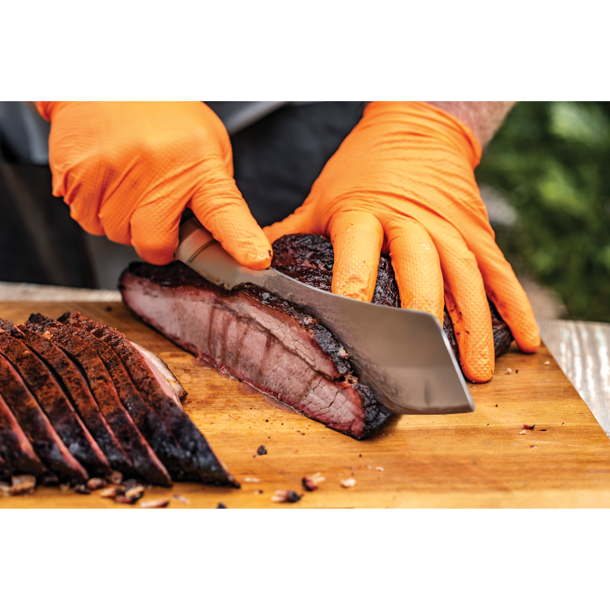 Oklahoma Joe's Blacksmith 2-in-1 BBQ Cleaver/Chef Knife Image 3
