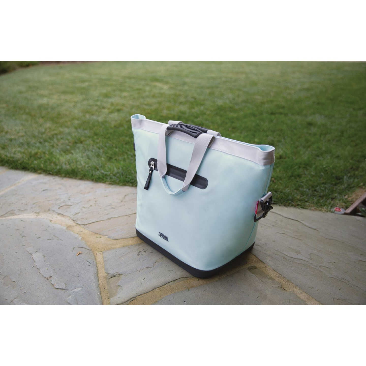 Thermos 30-Can Soft Side Cooler, Glacier Image 2