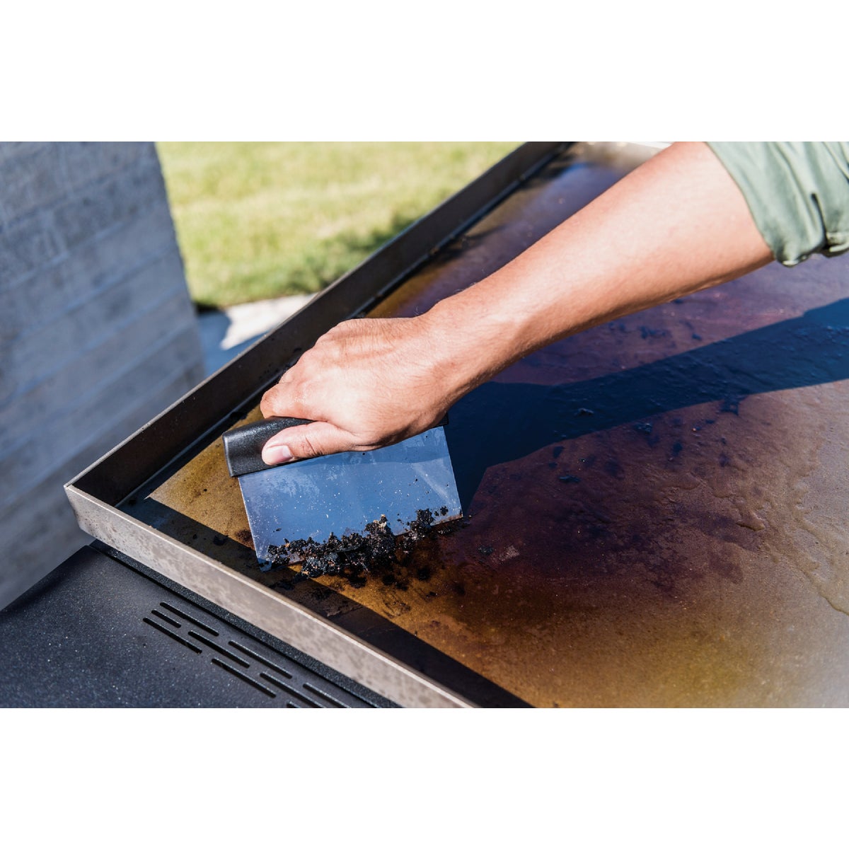 Char-Broil 5-Piece Griddle Tool Set Image 2