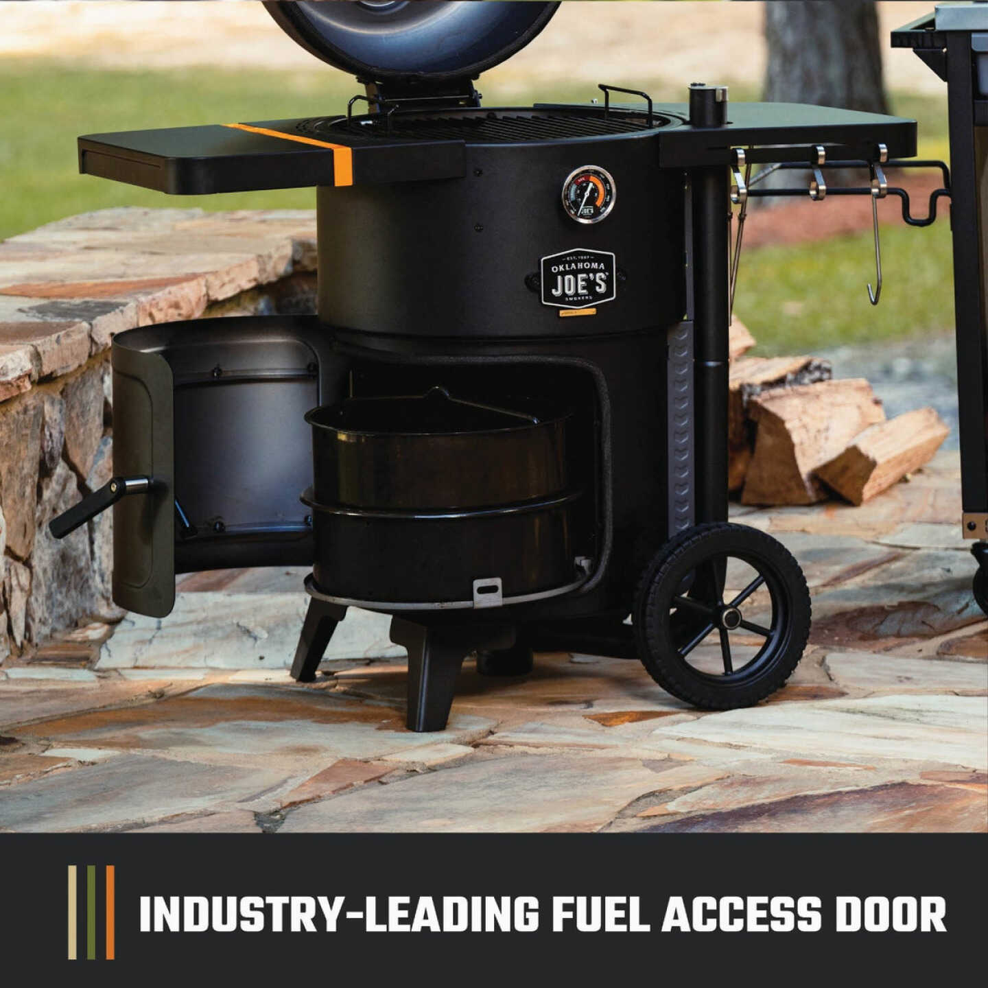 Oklahoma Joe's Bronco Drum Smoker & Grill Image 6
