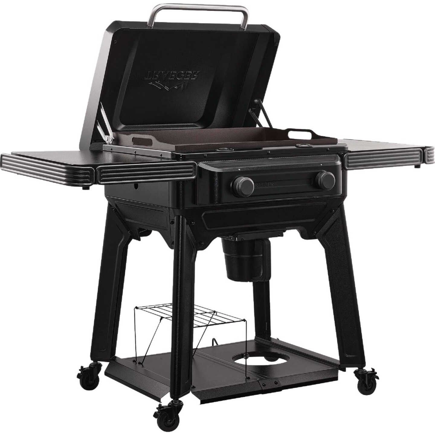 Traeger Flatrock 26 In. 2-Zone Gas Griddle Image 2