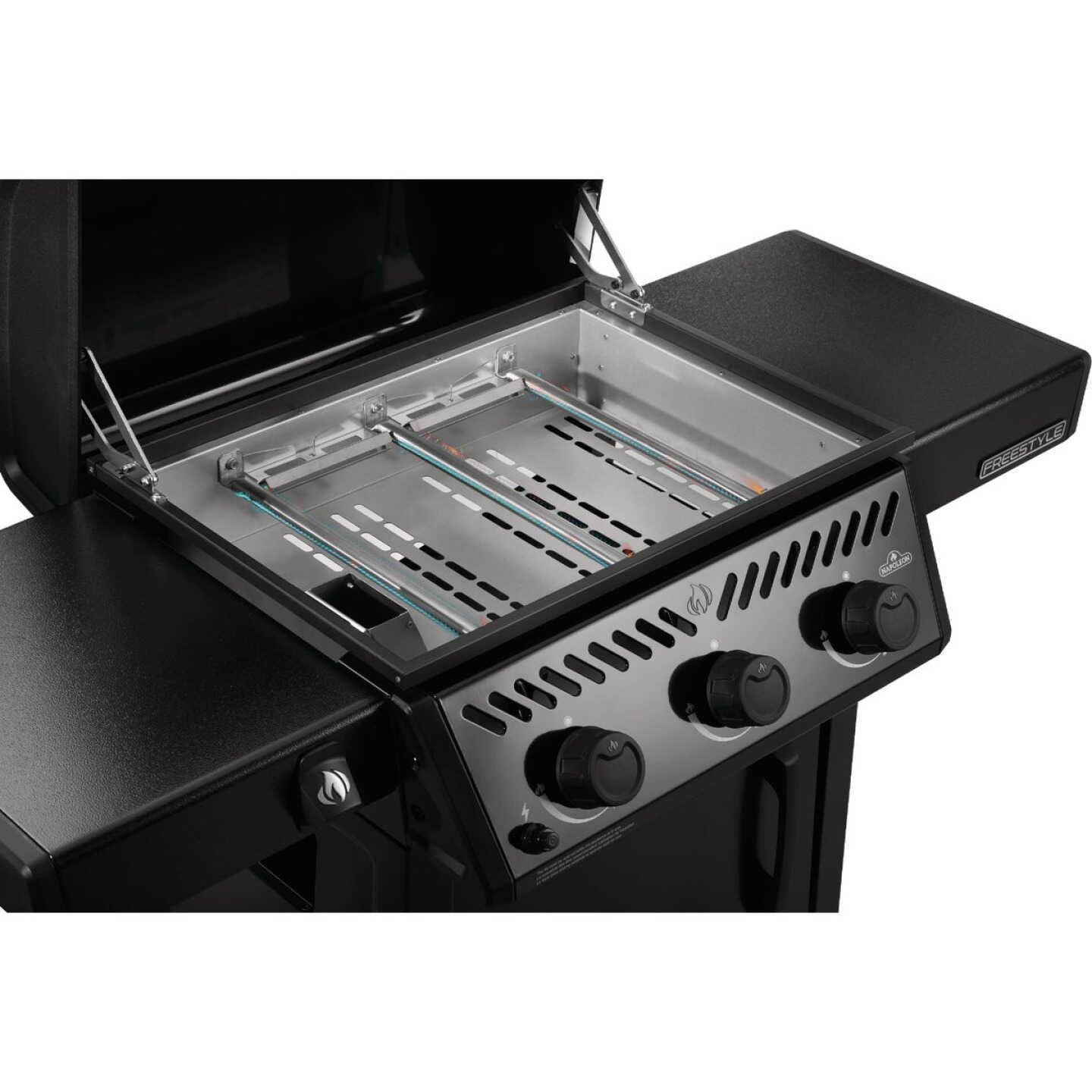 Napoleon Freestyle 24 In. 3-Burner Pre-Seasoned Non-Stick Natural Gas Griddle Image 8