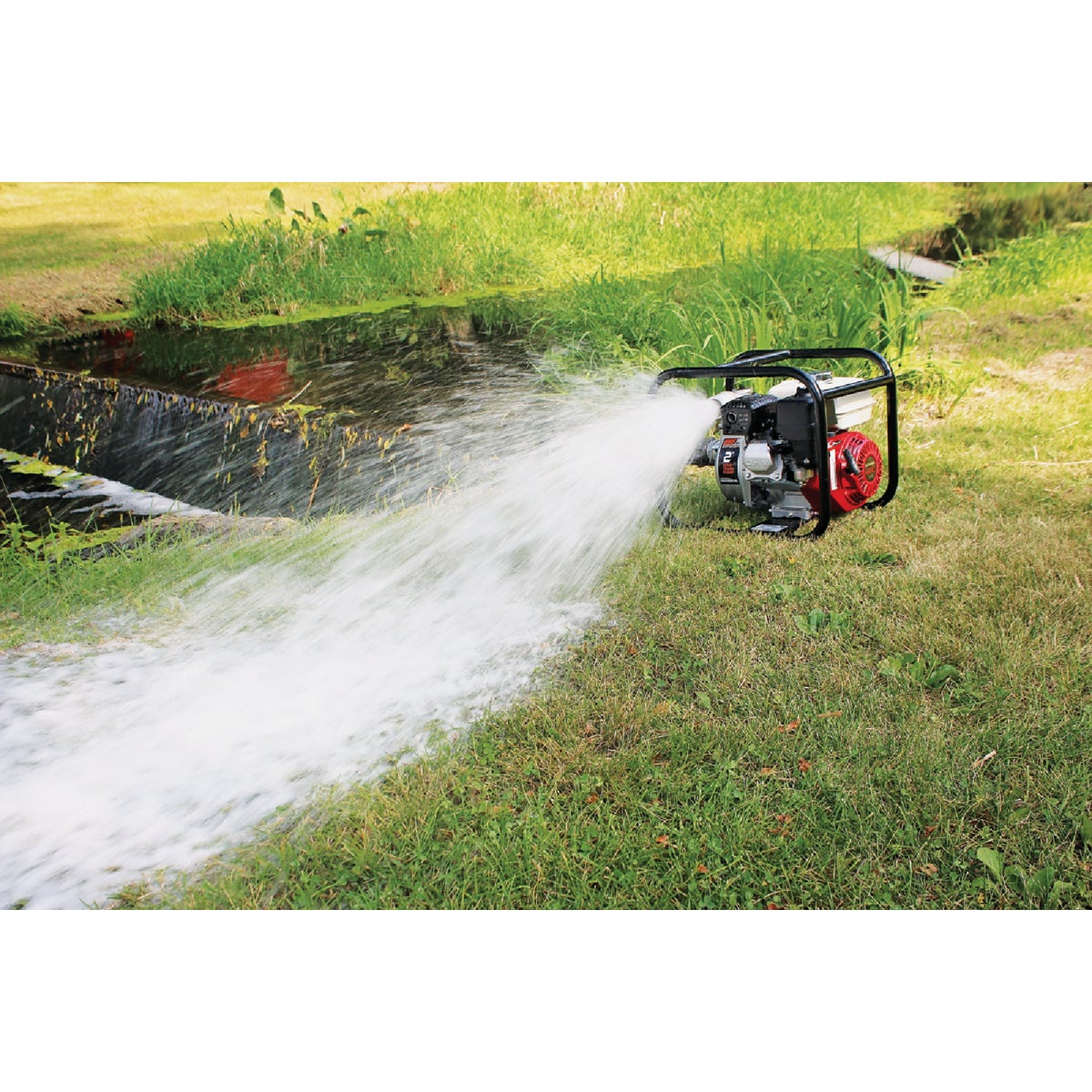 Brave 2 In. Semi-Trash Pump Honda GX160 Image 3